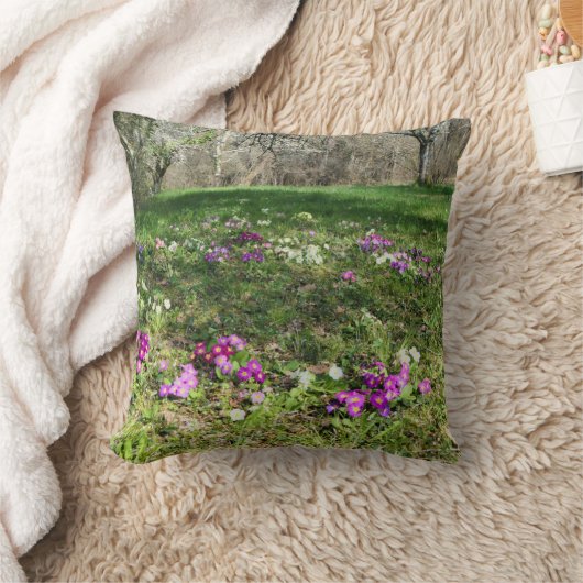 Vorbote des Spring Throw Cushion Kissen (Decke)