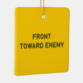 VORDERSEITE IN RICHTUNG ENEMY KERAMIKORNAMENT (Rechts)