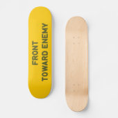 VORDERSEITE IN RICHTUNG ENEMY SKATEBOARD (Vorderseite)