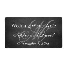 Vorgeschlagene Tafel mit dem Hochzeitsweinlabel