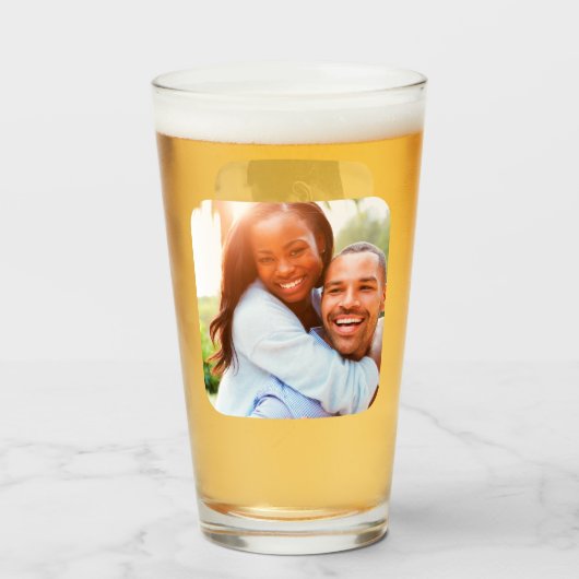 Vorlage für beidseitig gedrehtes Bier Glas (Vorne (Gefüllt))