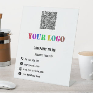 Vorlage für den Logo-Text und QR-Code für das pers Sockelschild