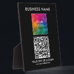 Vorlage für den QR-Code für Ihr Firmenlogo Fotoplatte<br><div class="desc">Laden Sie hier den QR-Code Ihres Unternehmens,  indem Sie mit Easel den eleganten vertikalen Tabletop-Tisch für moderne Vorlagen hinzufügen.</div>