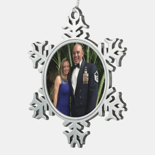 Vorlage für die Ricks-Familie Schneeflocken Zinn-Ornament (Rechts)