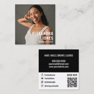 Vorlage für Schwarz-weiße Qr-Code-Sozialprogramme  Quadratische Visitenkarte