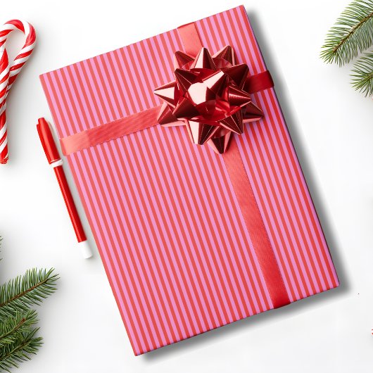 Vornehm Trendige Gestreifte Rote Rosa Weihnachts F Geschenkpapier