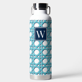 Vornehme aqua blaue Rattanrohr-Gitter-Monogramm Trinkflasche