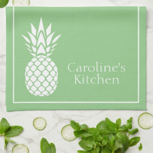 Vornehme weiße Ananas auf Salbeigrün Geschirrtuch