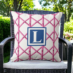 Vornehmes rosa Bambus-Spalier-Monogramm Kissen