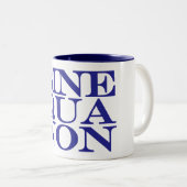 Vorraussetzungs-lateinische Zitat-Tasse Zweifarbige Tasse (VorderseiteRechts)