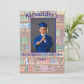 Vorschul-Abschluss Bücherregal Bild Einladung (Stehend Vorderseite)