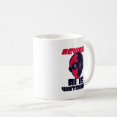 Vorsicht, AI beobachtet! Kaffeetasse (VorderseiteRechts)