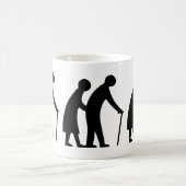 VORSICHT Ältere Menschen - Verkehrszeichen im Vere Kaffeetasse (Mittel)