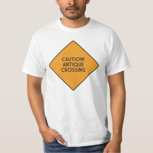 Vorsicht! Antike Überfahrt T-Shirt