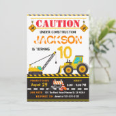 Vorsicht bei der Konstruktion Dump Truck Boy Gebur Einladung (Stehend Vorderseite)