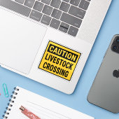 Vorsicht bei Viehüberquerung Aufkleber (Laptop mit iPhone)