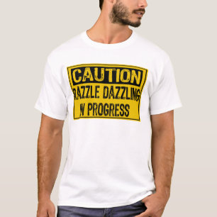 Vorsicht, dass Schildkröte sie in Progress-Bk/Yl  T-Shirt