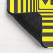 Vorsicht, fast der richtige Weg Mousepad (Ecke)