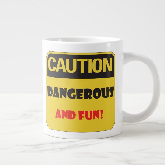 Vorsicht - gefährlich und Spaß! Jumbo-Tasse (Rechts)