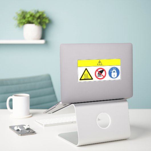 Vorsicht/Hot Surface Label BM55 (Laptop auf Schreibtisch)
