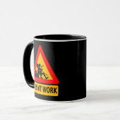 Vorsicht: Männer am Arbeitsplatz Tasse (Vorderseite Links)