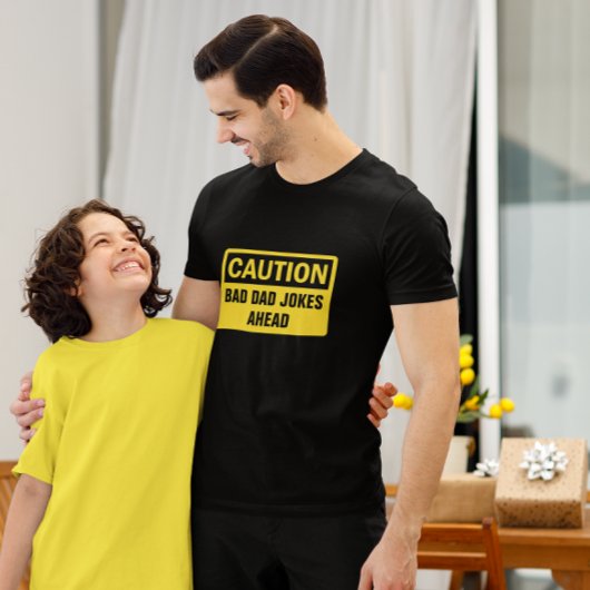 Vorsicht, schlechte Vater Jokes individuell anpass T-Shirt