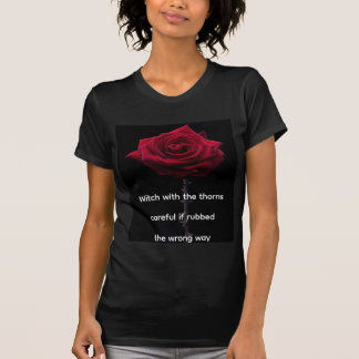 Vorsicht vor dem Hexen-T-Shirt T-Shirt