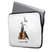 Vorsicht vor der nächtlichen Spooky Nun Laptopschutzhülle (Vorderseite Links)
