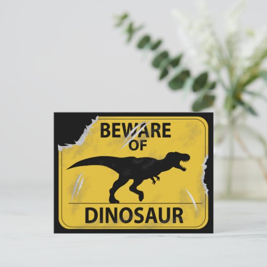 Vorsicht vor Dinosaurier (beschädigt) Postkarte (Stehend Vorderseite)