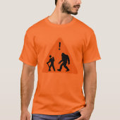 Vorsicht vor Sasquatch T-Shirt (Vorderseite)