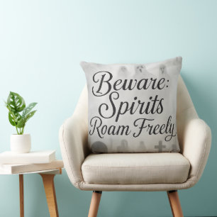 Vorsicht vor Spirituosen Roam Freely Spooky Ghost Kissen