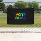 Vote Blue, Stolz Regenbogenfarben lgbtq schwarz Banner (Insitu)