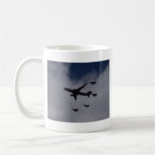 Voyager und Taifune Kaffeetasse (Links)