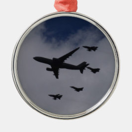 Voyager und Taifune Ornament Aus Metall