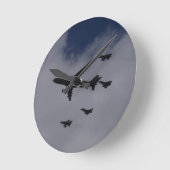 Voyager und Taifune Runde Wanduhr (Winkel)