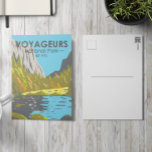 Voyageurs Nationalpark Minnesota Vintag Postkarte<br><div class="desc">Voyageurs Vektorgrafik Design. Der Park erstreckt sich über ein weitläufiges Gebiet und ist bekannt für seine Wälder,  Wasserwege und riesigen,  inselförmig angelegten Rainy-,  Kabetogama- und Namakan-Seen.</div>