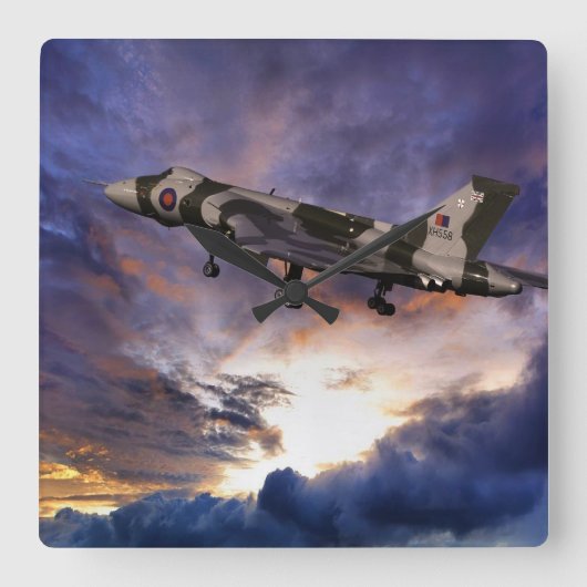 Vulcan Take Off Quadratische Wanduhr (Vorderseite)