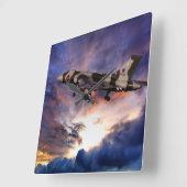 Vulcan Take Off Quadratische Wanduhr (Winkel)