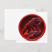 Vulkanischer schwarzer Panther auf glühendem Felse Einladung (Vorne/Hinten)