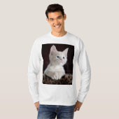 Vulnerable White Kitten T-Shirt (Vorne ganz)