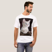 Vulnerable White Kitten T-Shirt (Vorne ganz)