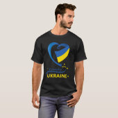 Vynnyky Ukraine National Flag Heart Emblem Crest T-Shirt (Vorne ganz)