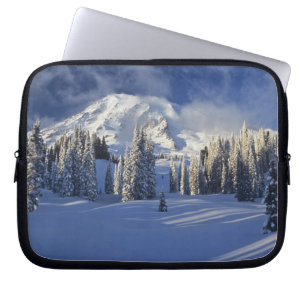 WA, Mt. Rainier NP, Mt. Rainier und Paradise Laptopschutzhülle