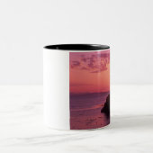 WA, San Juan Island, Limon Kiln Lighthouse, 1919, Zweifarbige Tasse (Mittel)