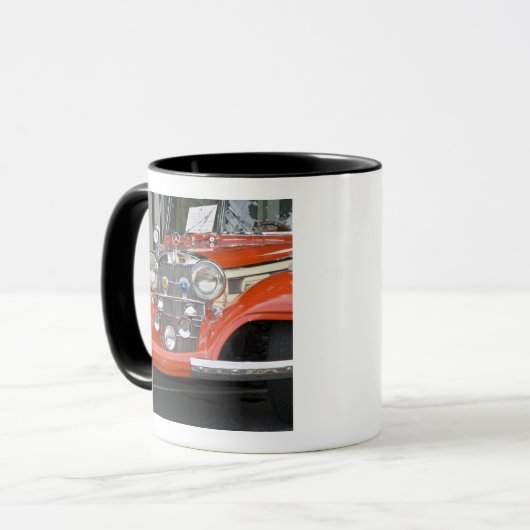 WA, Seattle, klassisches deutsches Automobil. 2 Tasse (Vorderseite Links)