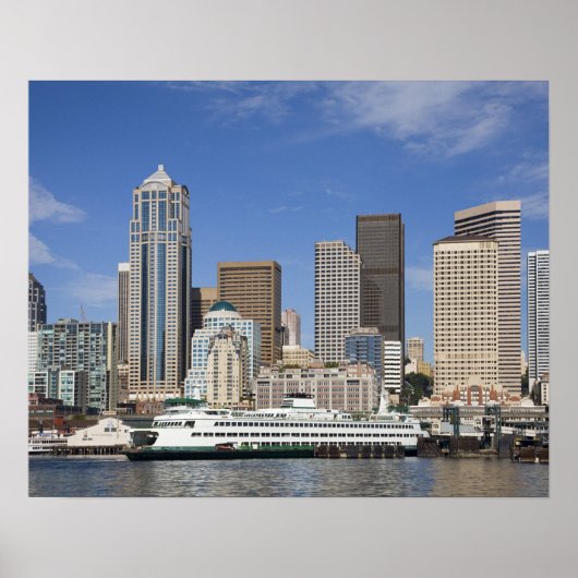 WA, Seattle, Seattle Skyline mit Fähre Poster (Vorne)