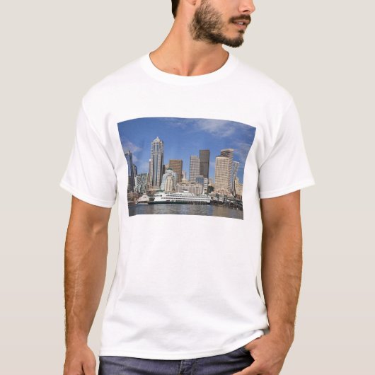 WA, Seattle, Seattle Skyline mit Fähre T-Shirt (Vorderseite)