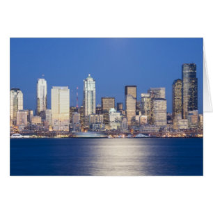 WA, Seattle, Skyline von Seattle und Elliott Bay,