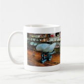 Waage im Gemischtwarenladen Kaffeetasse (Links)