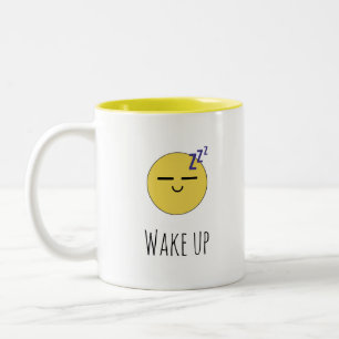"Wach auf"-Schlaf-Emoji-Tasse Zweifarbige Tasse